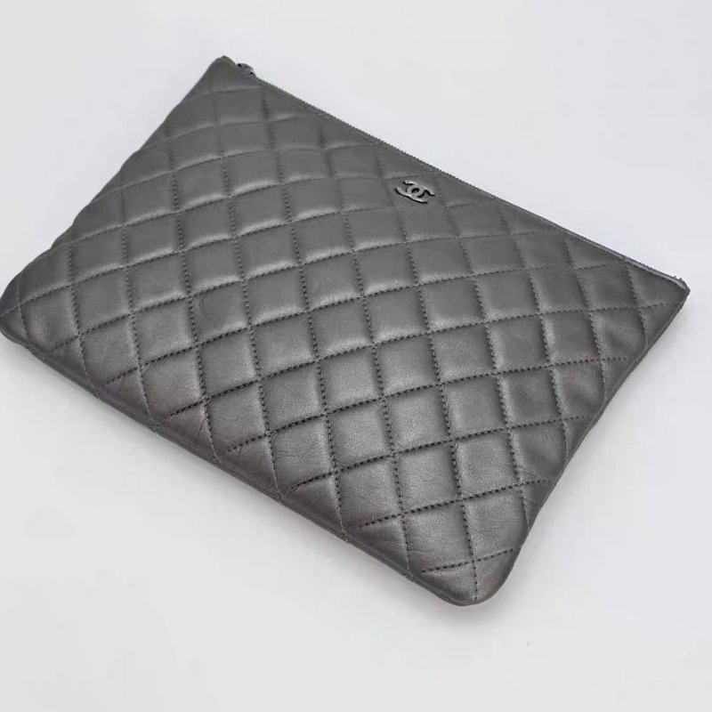 CHANEL 深銀色銀扣菱格紋手拿包 27*20*1 98新配件塵袋-2