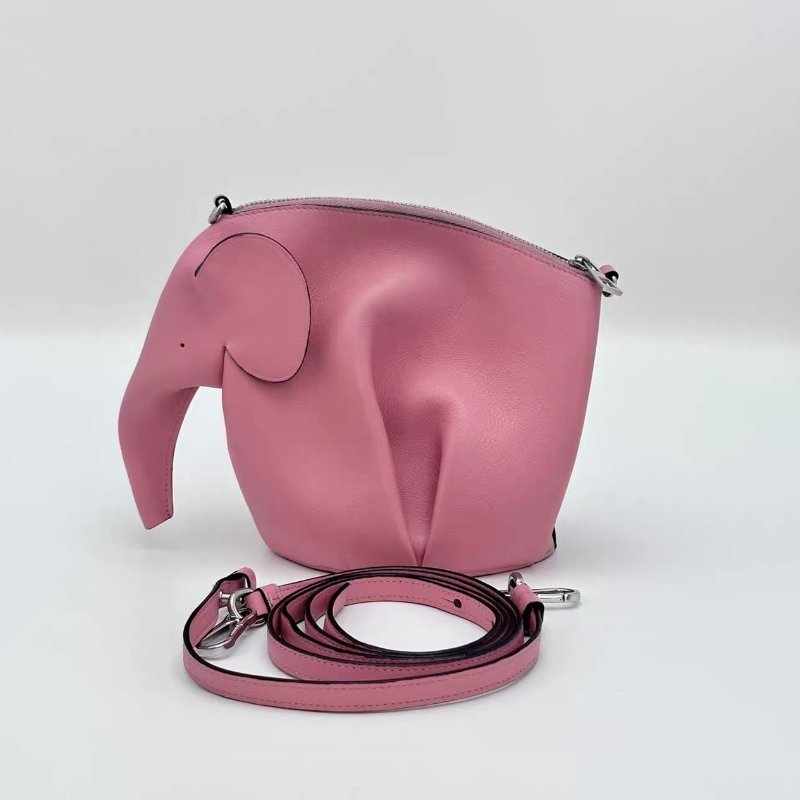 LOEWE 粉色小象造型牛皮肩背斜背包 12.5*16*9 98新配件塵袋-0