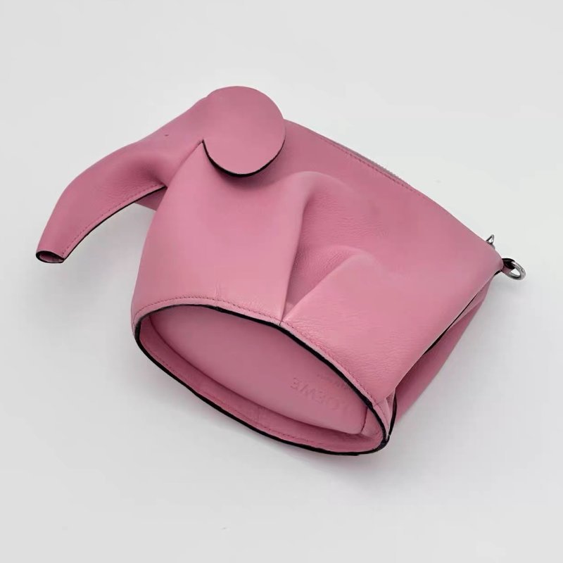 LOEWE 粉色小象造型牛皮肩背斜背包 12.5*16*9 98新配件塵袋-2