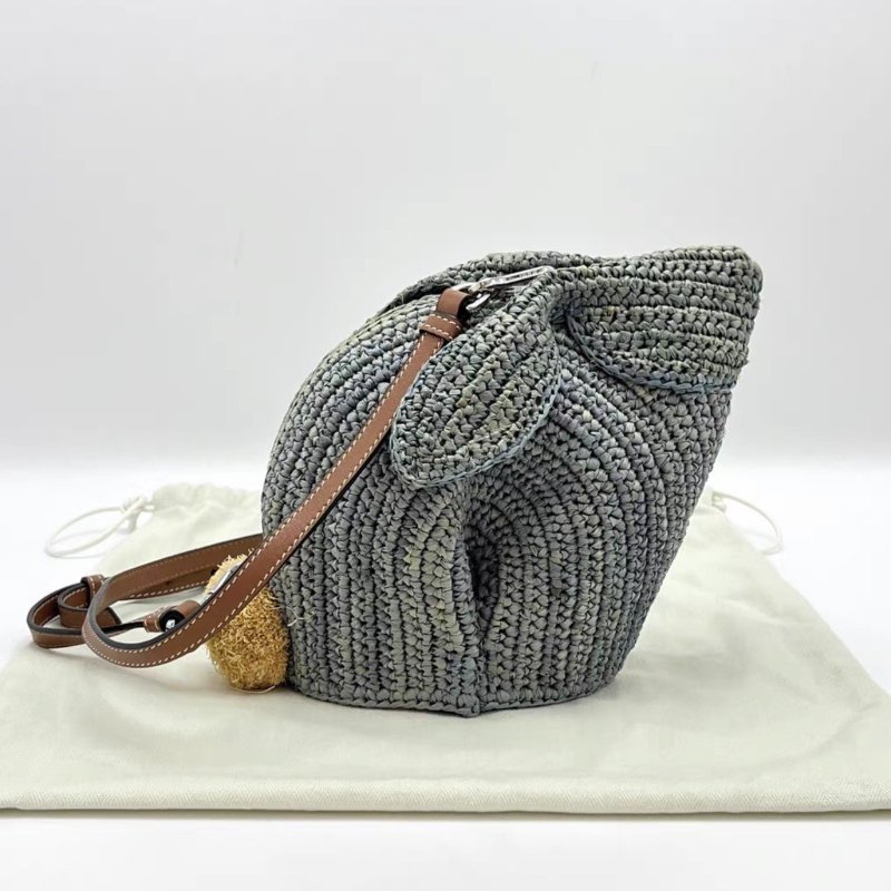 LOEWE 藍色草編肩背斜背兔子包 12*17*9 98新配件塵袋-0