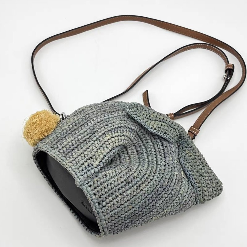 LOEWE 藍色草編肩背斜背兔子包 12*17*9 98新配件塵袋-2