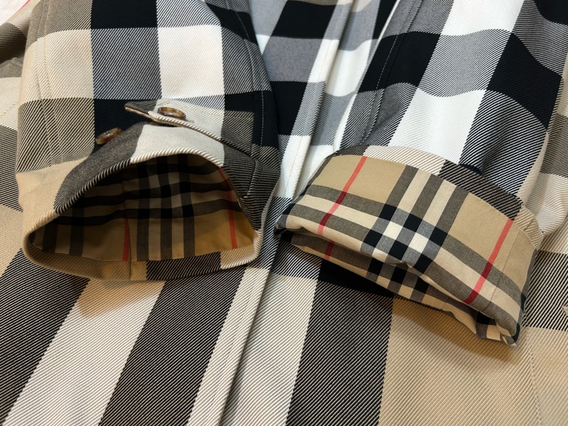 BURBERRY英國格紋卡姆登風衣UK6-5