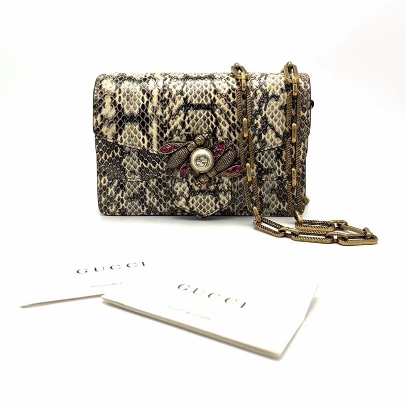 ️GUCCI 限量版蛇皮broadway珍珠蜜蜂woc鏈條包 18*12*4 98新配件塵袋-0