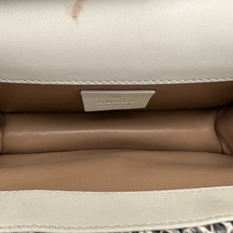 ️GUCCI 限量版蛇皮broadway珍珠蜜蜂woc鏈條包 18*12*4 98新配件塵袋-1