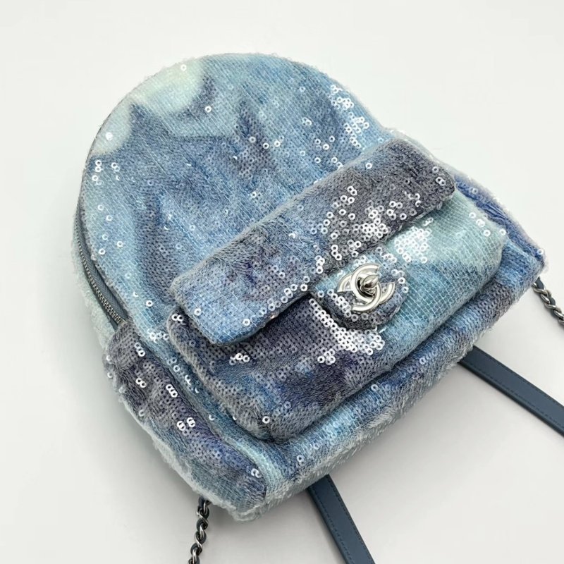 ️CHANEL 亮片雲朵漸變銀扣後背包18*21*10 98新配件塵袋-4