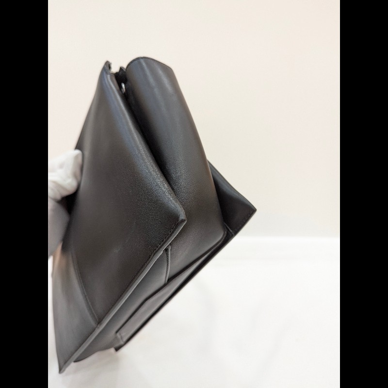 莉亞精品♡Celine 全皮三折鏈條晚宴包 二手美包-10