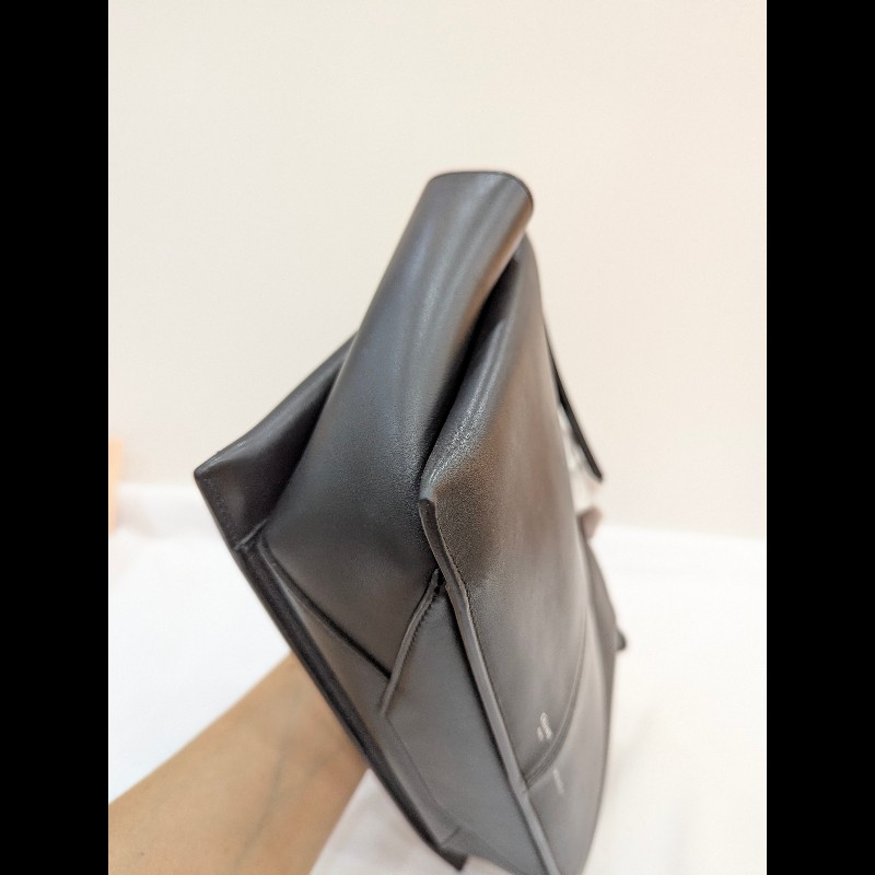 莉亞精品♡Celine 全皮三折鏈條晚宴包 二手美包-11