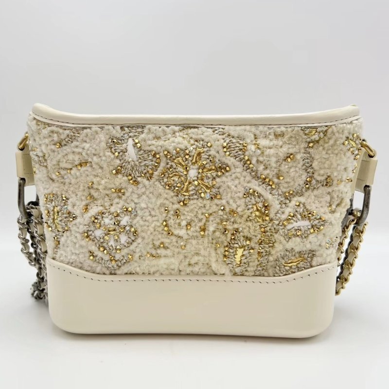 CHANEL 白色毛呢流浪肩背斜背包 21*16*9 99新配件塵袋保卡-0