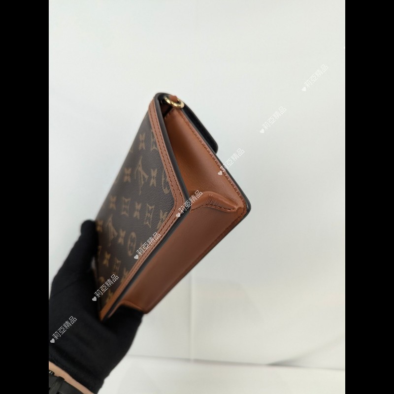 莉亞精品♡LV 達芙妮woc 近新閒置-9