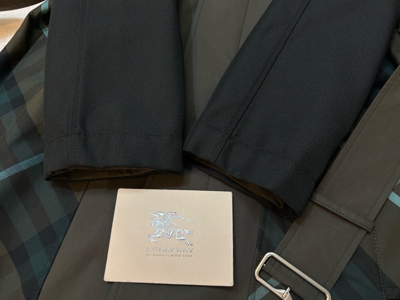 BURBERRY英國深棕色格紋馬術騎士雙面穿風衣UK2-5