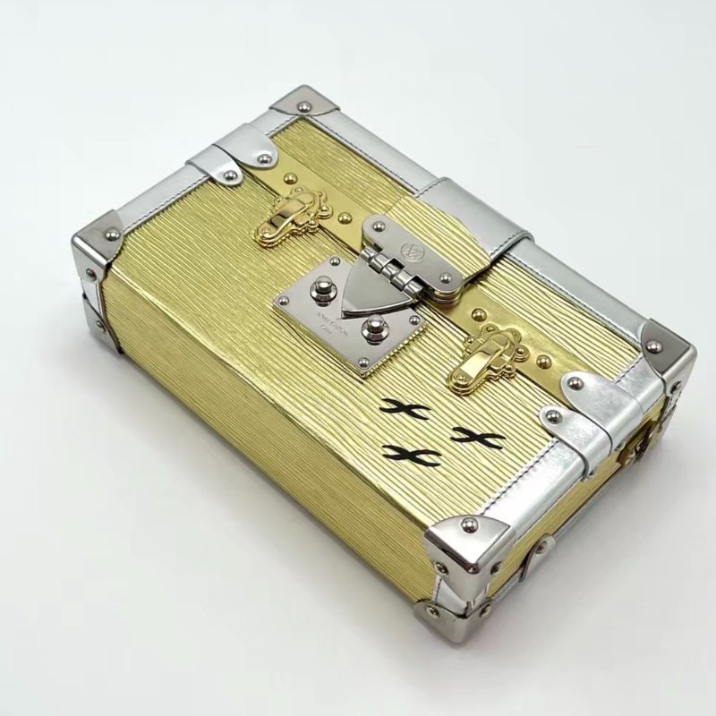 ️LV 金色PETITE MALLE硬盒子肩背斜背包 芯片款 20*12*6 98新配件塵袋-4