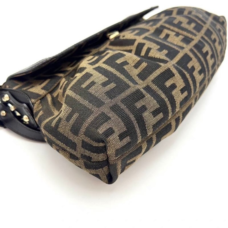 FENDI 雙F老花磁吸開合元寶腋下包32*16*5 98新配件塵袋-2