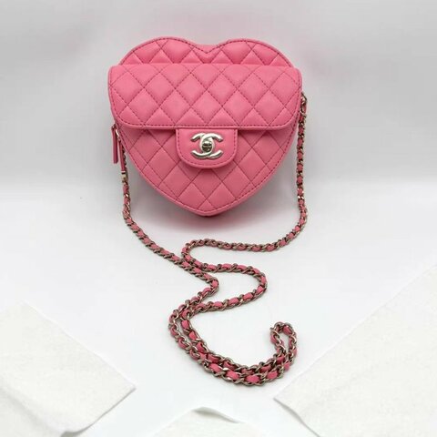 CHANEL 22S粉色愛心大號肩背斜背包18*16.5*5.5 99新配件塵袋