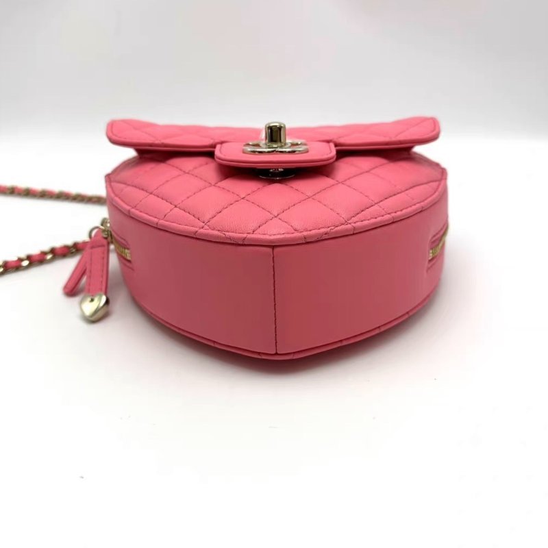 CHANEL 22S粉色愛心大號肩背斜背包18*16.5*5.5 99新配件塵袋-3