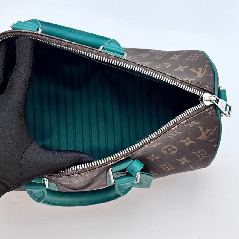 LV 老花拼綠keepall Bandouliere35 手提斜背包芯片款35*21*16 全新閒置配件塵袋吊牌-1