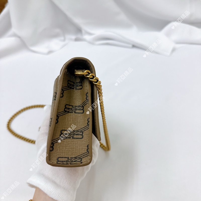 莉亞精品♡ BALENCIAGA 沙漏woc 近新美包-5