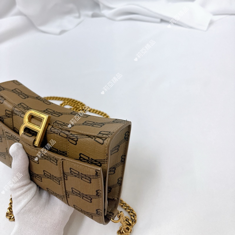 莉亞精品♡ BALENCIAGA 沙漏woc 近新美包-9