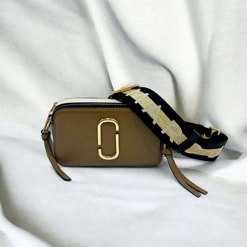 莉亞精品♡ MJ相機包 黑金棕 近新美包-0