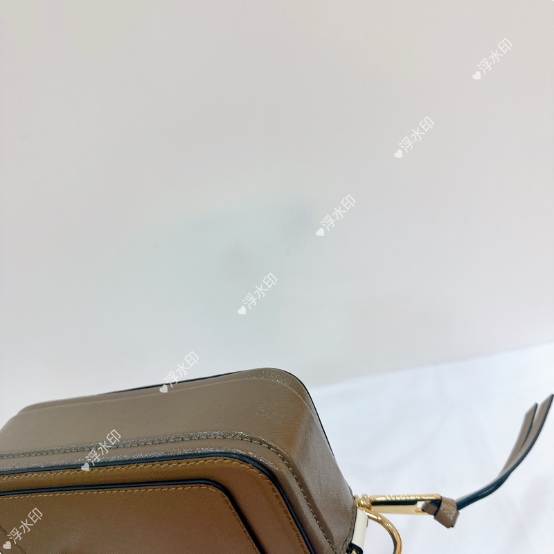 莉亞精品♡ MJ相機包 黑金棕 近新美包-9