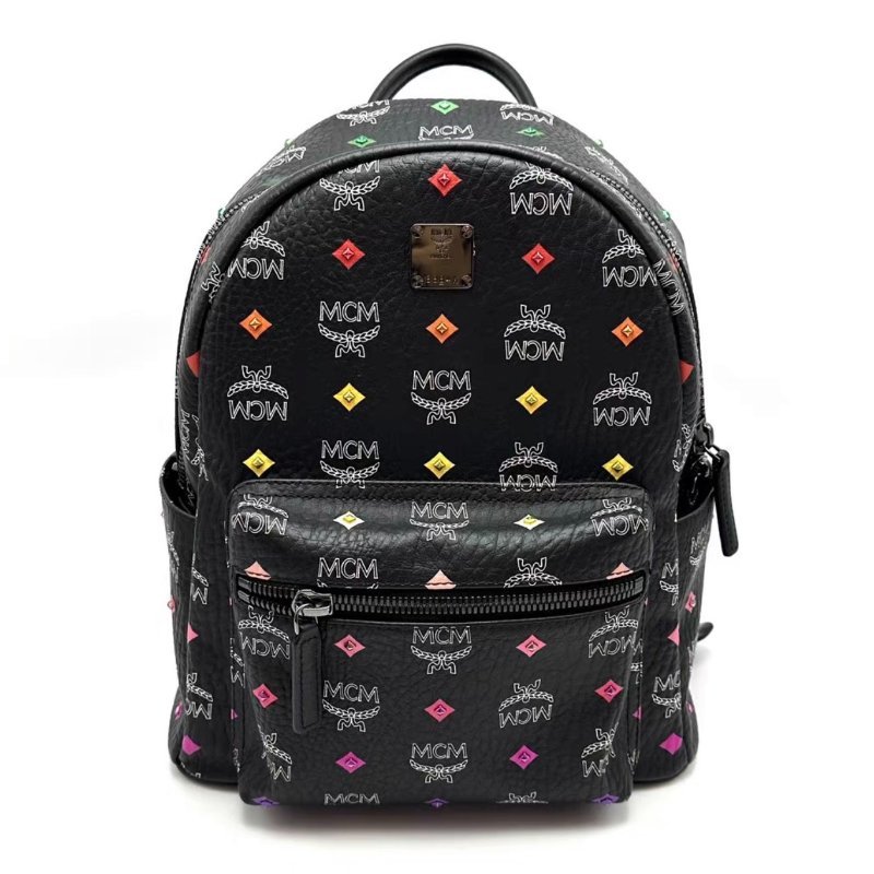 MCM 黑色老花滿印彩虹釘後背包 26*31*12 98新-0