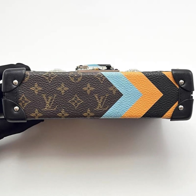 LV 限定條紋老花硬盒子肩背斜背包19*12*5 98新配件塵袋-3