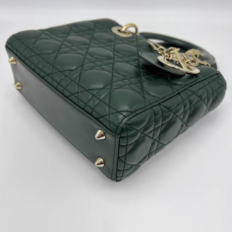 DIOR 深綠色金戴妃四格徽章肩帶手提包20*17*8 98新配件塵袋-2