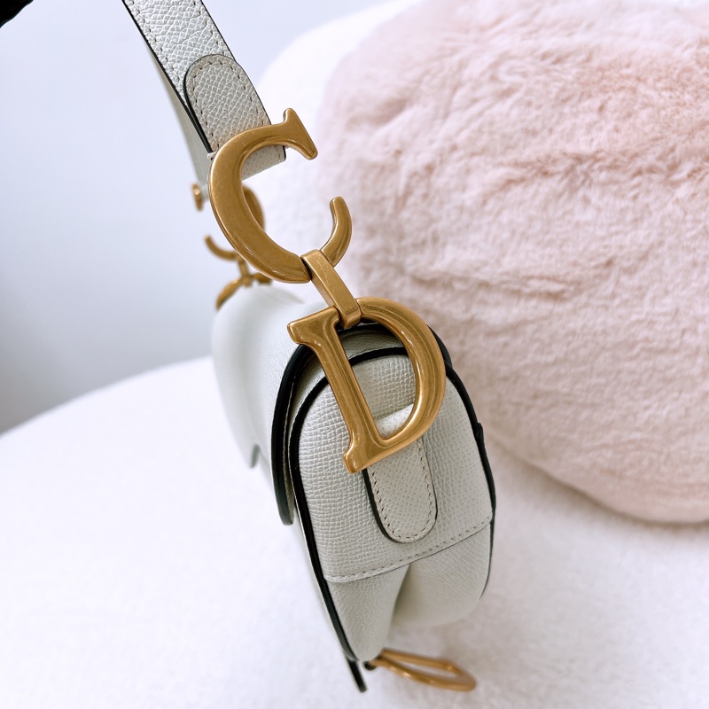 Dior saddle 中號灰白色馬鞍包-8