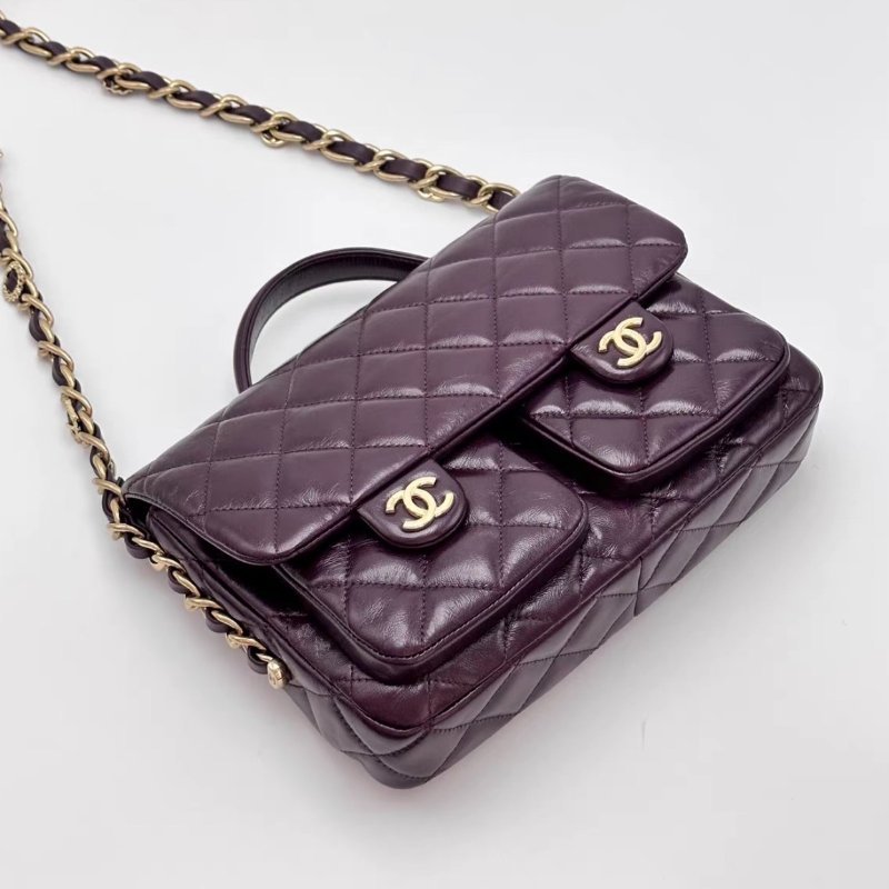 CHANEL 24A手工坊油蠟皮酒紅金扣單肩郵差包25*16**5 全新閒置配件盒子塵袋購證-4