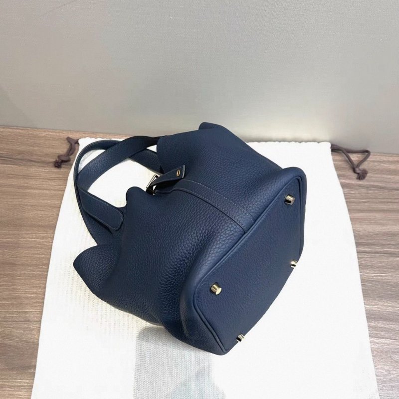 HERMES 午夜藍菜籃子22手提袋 22*22*18 99新 配件盒子塵袋購證吊牌 鎖鑰匙-4