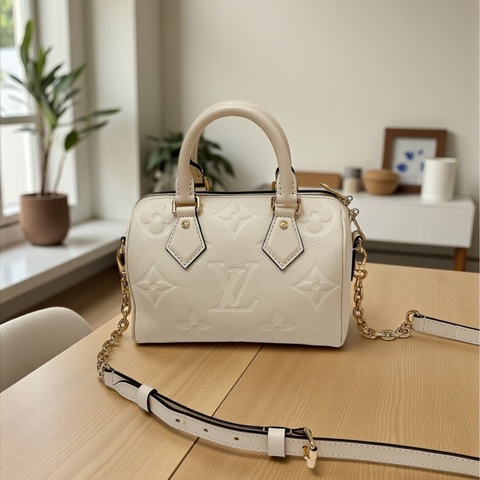 莉亞精品♡LV M58954 Speedy 20 奶白二手