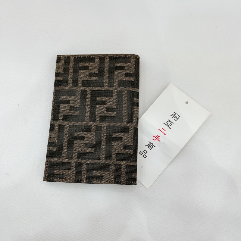 莉亞精品♡Fendi 老花護照夾 二手-2
