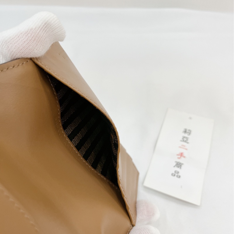 莉亞精品♡Fendi 老花護照夾 二手-13