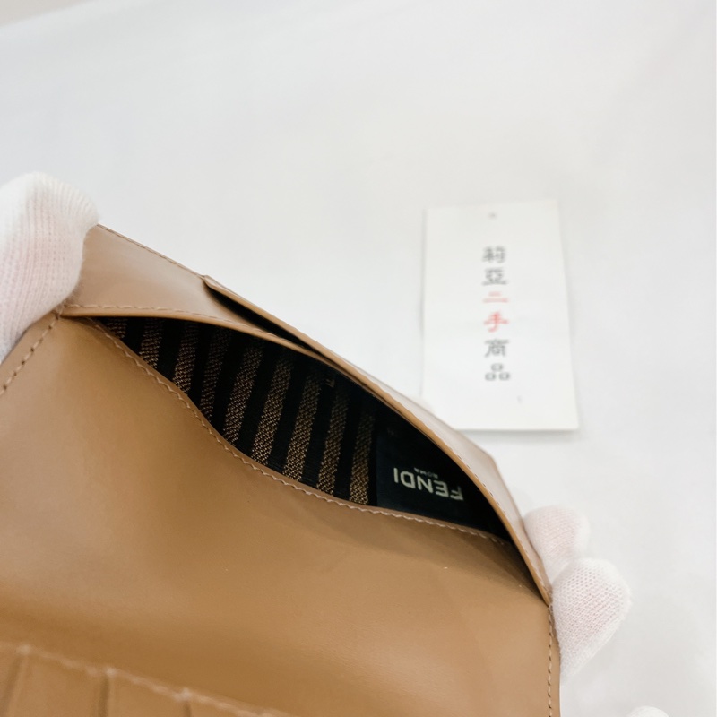莉亞精品♡Fendi 老花護照夾 二手-14