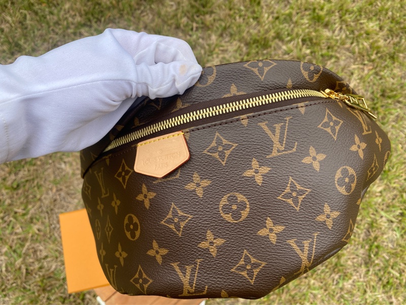 全新絕版LV老花BUMBAG MM MNG WN金釦第一代腰包胸口包M43644-12
