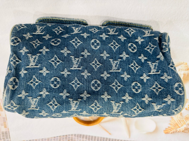 二手LV Louis Vuitton 經典牛仔包-18