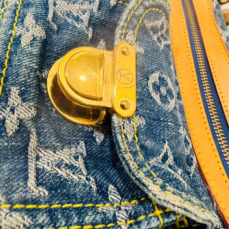 二手LV Louis Vuitton 經典牛仔包-1