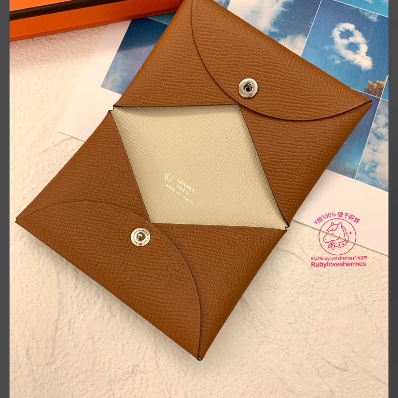 Rubyloveshermes1愛馬仕訂製款calvi金棕拼nata奶油白hermes馬蹄刻卡夾-0