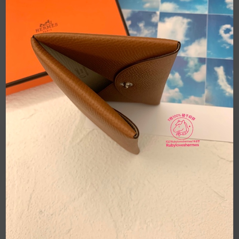 Rubyloveshermes1愛馬仕訂製款calvi金棕拼nata奶油白hermes馬蹄刻卡夾-2