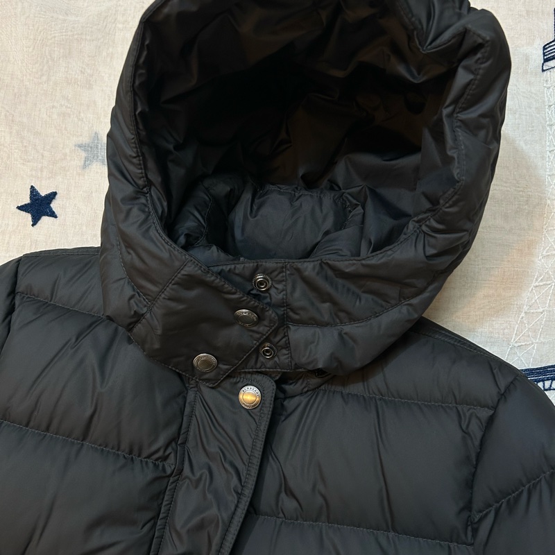 BURBERRY英國BRIT黑色羽絨連帽大衣L-8