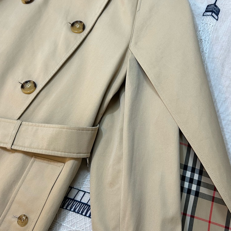 BURBERRY英國蜜色斗篷袖風衣UK2-9