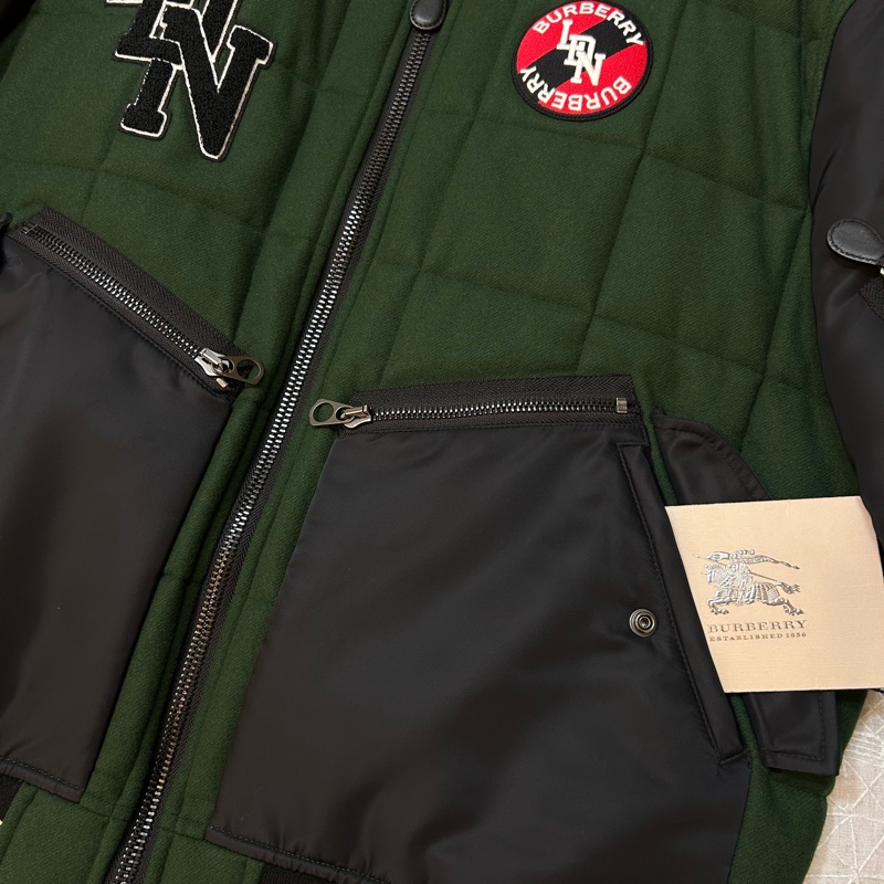 BURBERRY英國男款對比衣袖徽標圖案羊毛飛行夾克/深松柏綠XL-6
