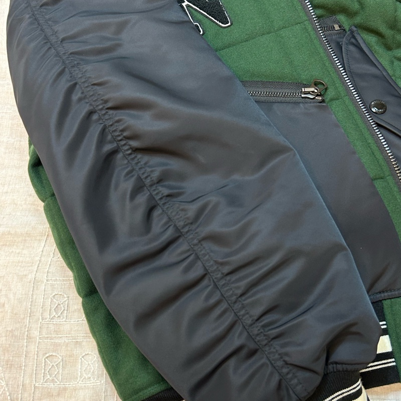 BURBERRY英國男款對比衣袖徽標圖案羊毛飛行夾克/深松柏綠XL-10