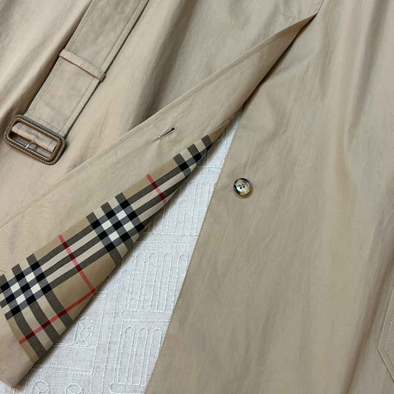 BURBERRY英國鵝絨領長風衣UK6-15