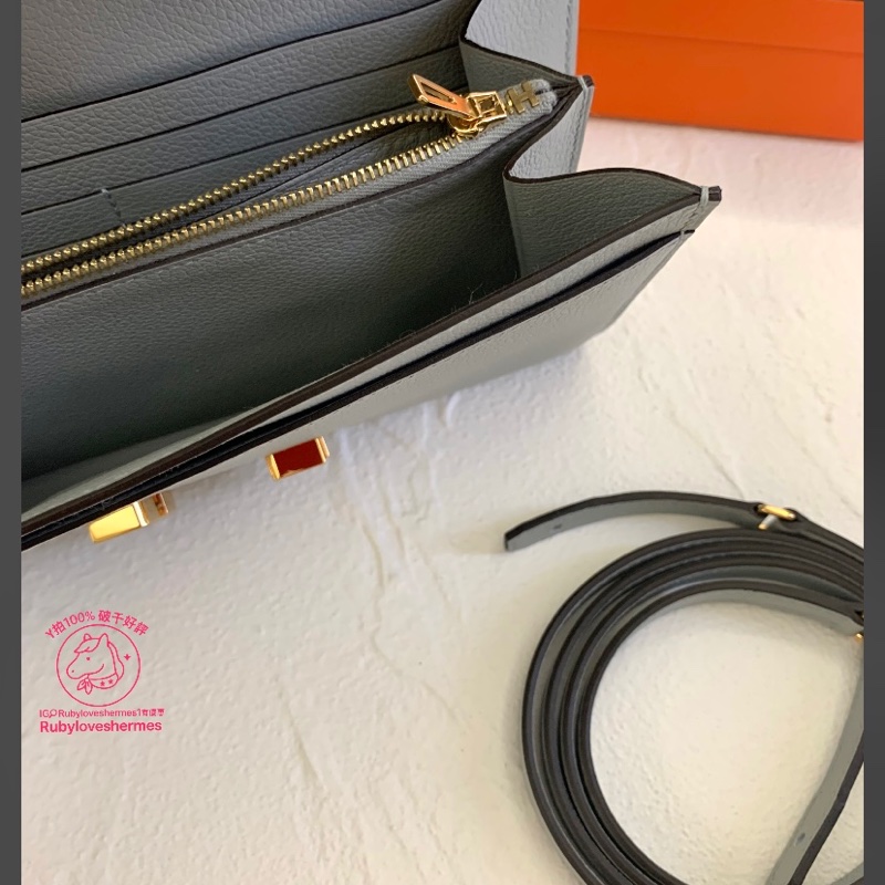 Rubyloveshermes1愛馬仕 Constance to go冰川藍金釦hermes woc-8