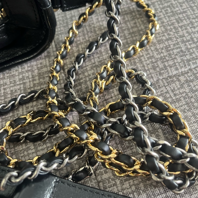 二手 正品 香奈兒 小號黑色流浪包-19