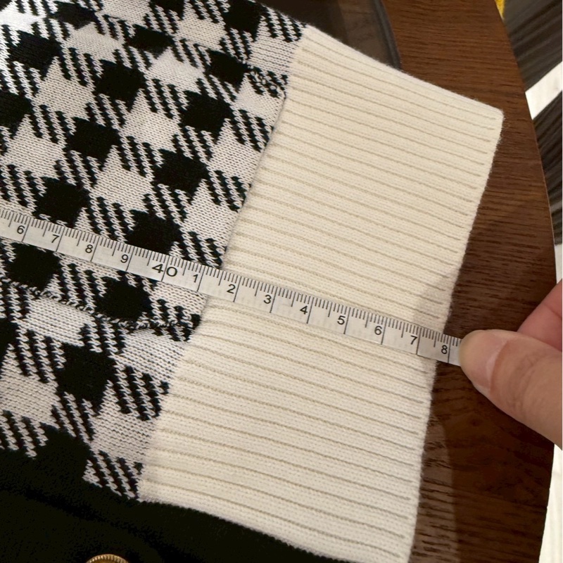 Miu Miu 黑白格小香風短袖針織開衫 36碼-5