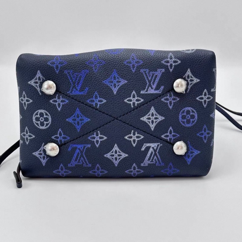 LV 漸變藍Bella月光女神鏤空水桶包22*19*14 99新配件盒子塵袋後配絲巾-3