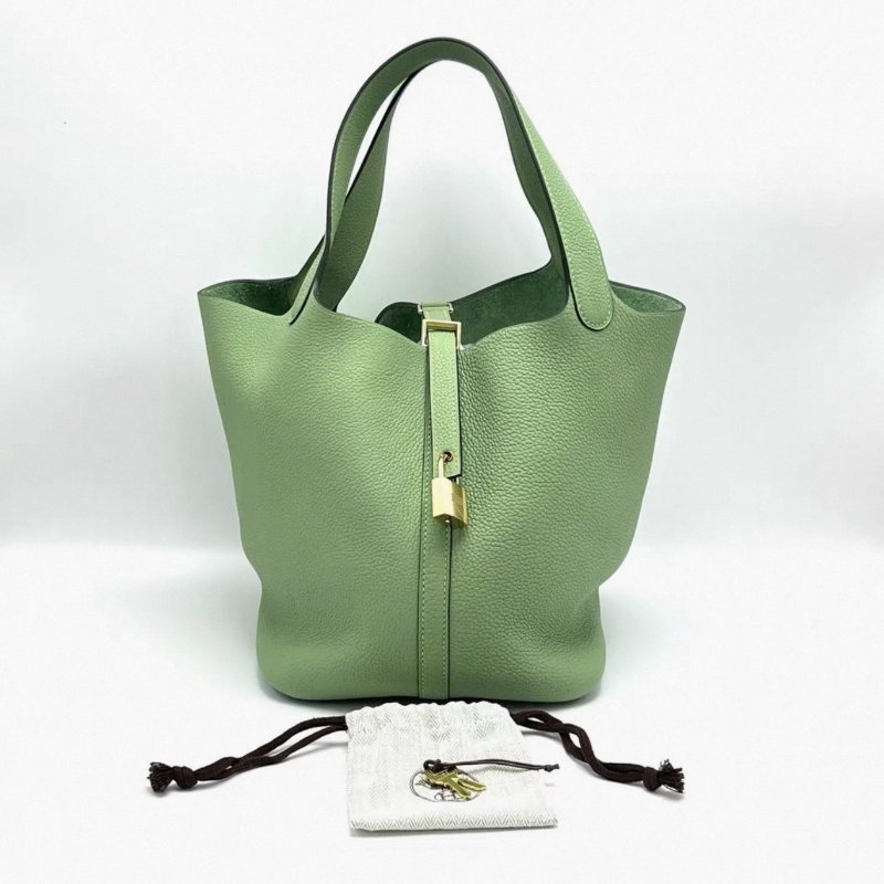 HERMES 酪梨綠菜籃子22手提袋22*22*18 99新配件塵袋鎖鑰匙-0