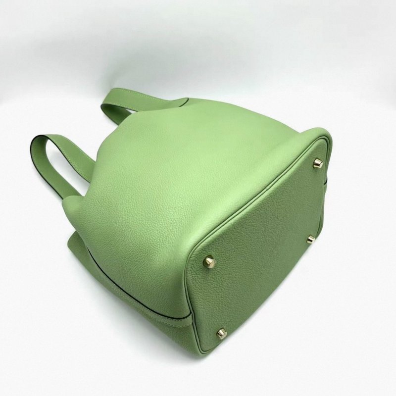 HERMES 酪梨綠菜籃子22手提袋22*22*18 99新配件塵袋鎖鑰匙-4