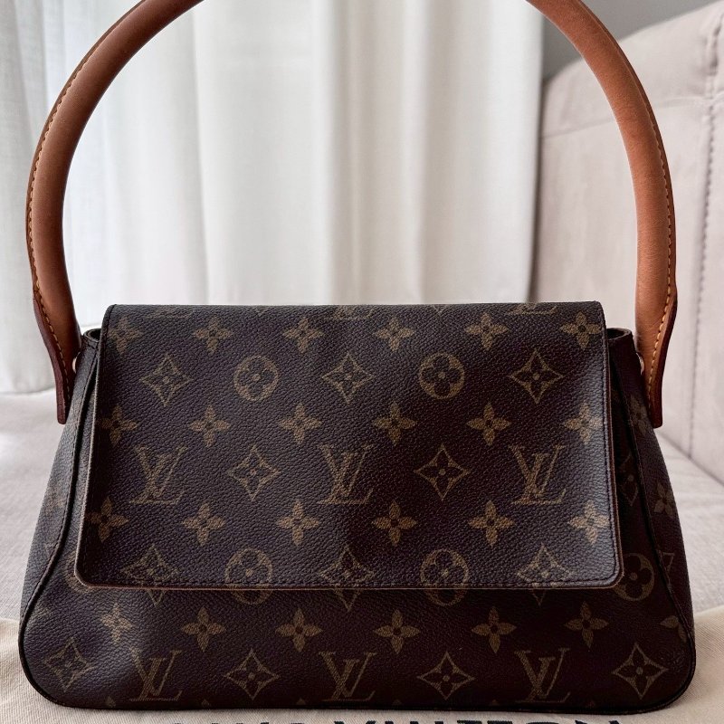 ✨️LV Mini Looping 肩背手提包 98新 配件塵袋-0